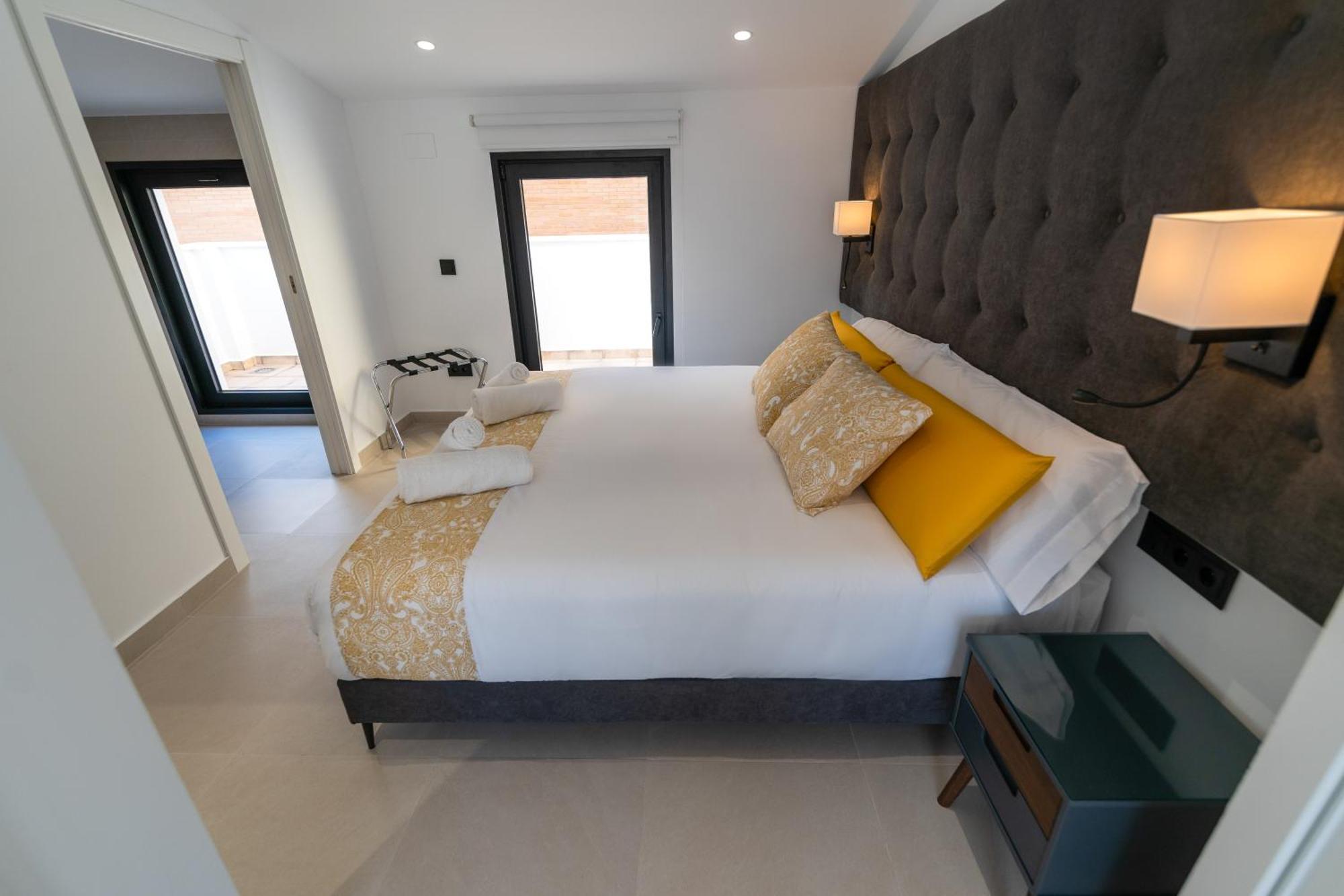 Bet Apartments - Suites Puerto Valencia Ngoại thất bức ảnh